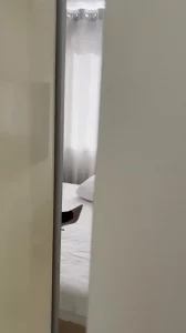 喜欢一开门看老婆和别人玩的感觉很刺激新疆u g