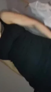 骚货阿姨低胸爆乳抓着奶子狠狠撞击