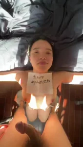 下贱母狗露脸细致口交舔脚服务 结尾颜射 有验证