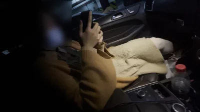 然后上酒店无套挨操！！